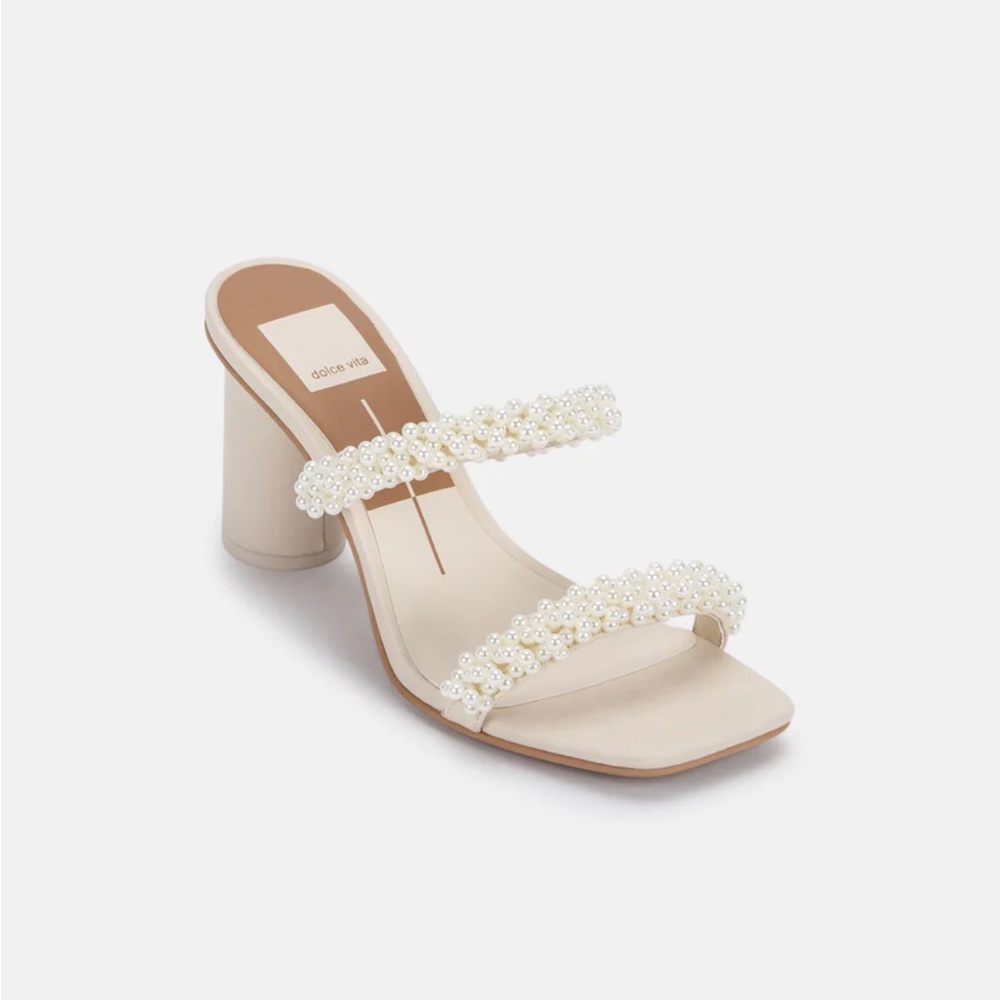 Dolce Vita Vanilla pearls heels